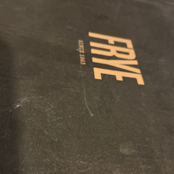 FryeWomen's Samantha Moto Lug Sole Chelsea Booties Sz 9M NEW - Picture 7 of 7